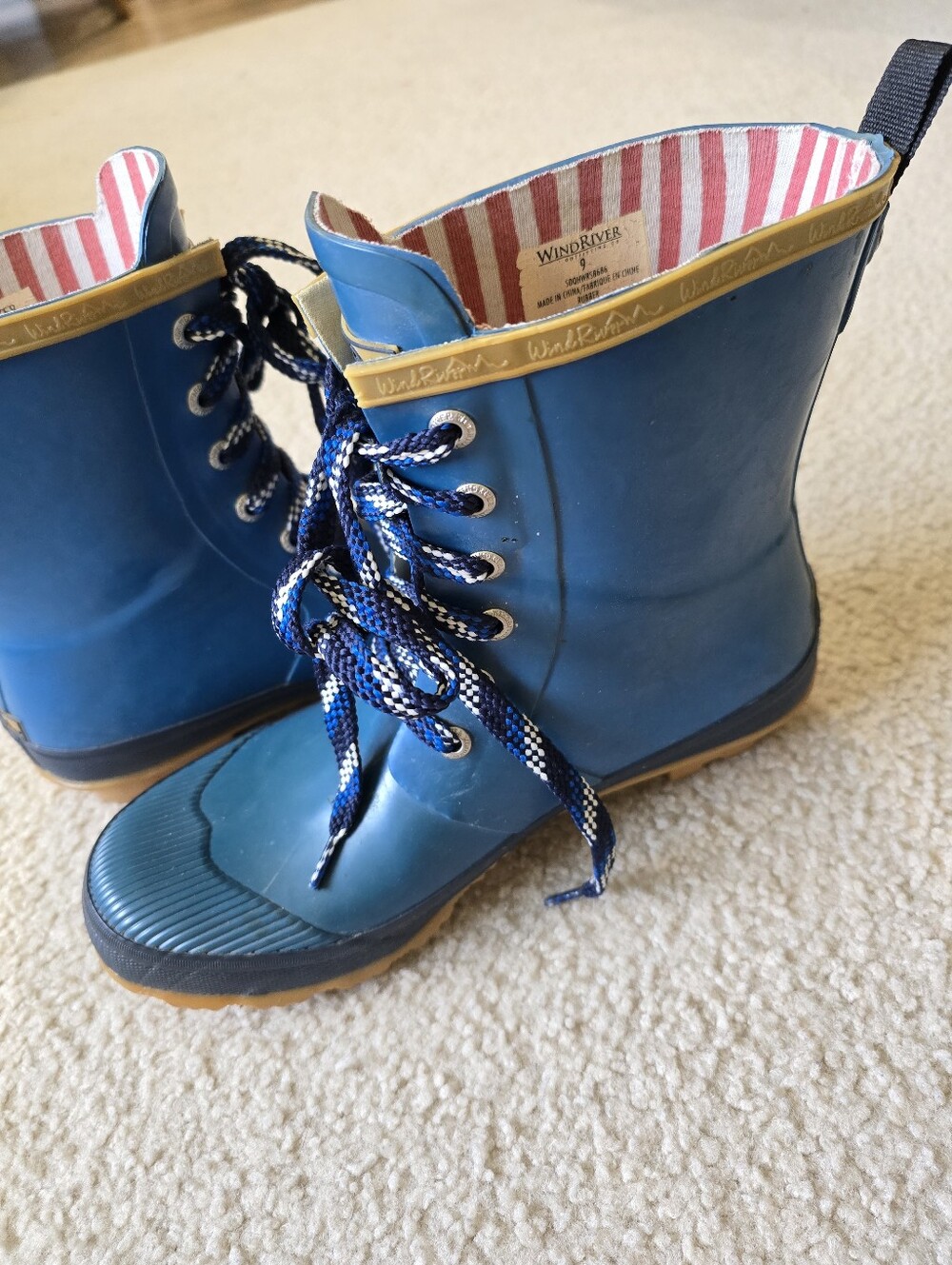 WindRiver Blue Lace-Up Rain Boots Size 9 Waterproof Rubber Boots